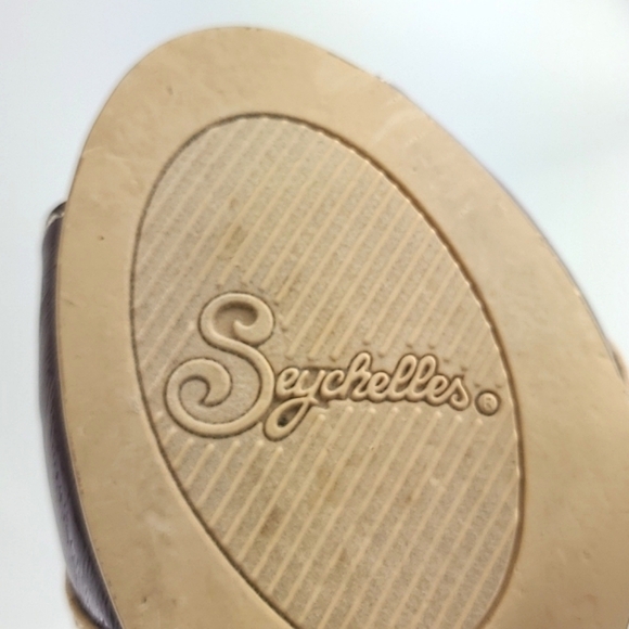 Seychelles  Retro Asterisk Nude Patent Burgundy Peep Toe Mary Jane Heels Size 8 - Picture 11 of 15